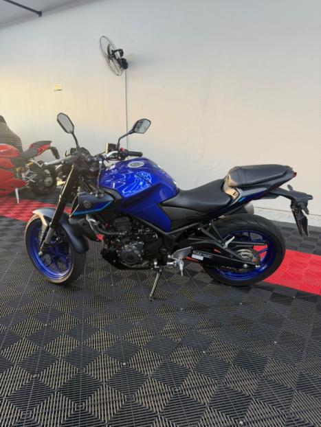 YAMAHA MT-03 300 ABS, Foto 5