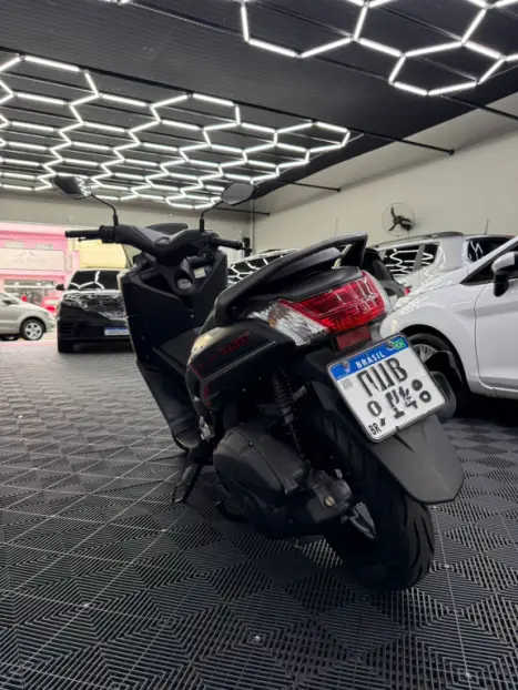YAMAHA NMax 160 ABS, Foto 3