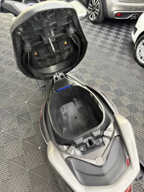 YAMAHA NMax 160 ABS, Foto 7