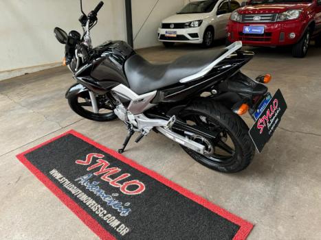 YAMAHA YS Fazer 250 LIMITED EDITION, Foto 2