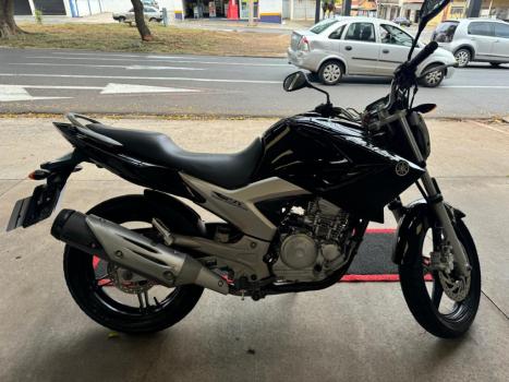 YAMAHA YS Fazer 250 LIMITED EDITION, Foto 8