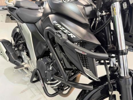 YAMAHA YS Fazer 250 , Foto 6