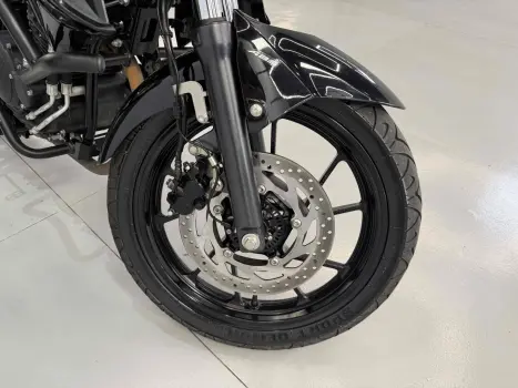 YAMAHA YS Fazer 250 , Foto 8