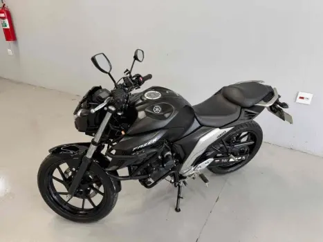 YAMAHA YS Fazer 250 , Foto 12