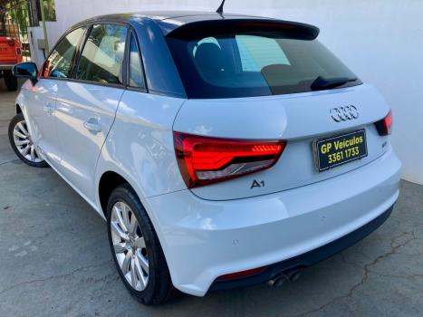 AUDI A1 1.4 16V 4P TFSI ATRACTION S-TRONIC AUTOMTICO, Foto 2