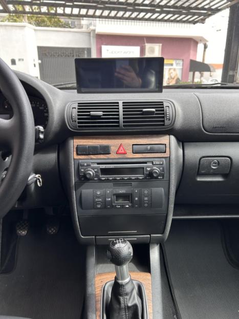 AUDI A3 1.8 4P, Foto 2