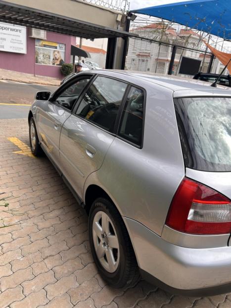 AUDI A3 1.8 4P, Foto 3