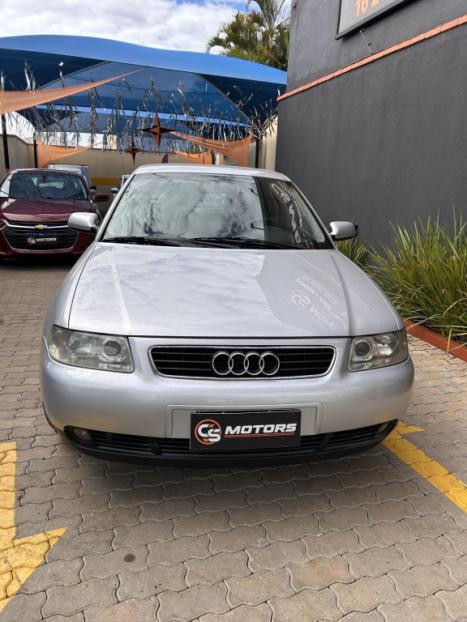AUDI A3 1.8 4P, Foto 6