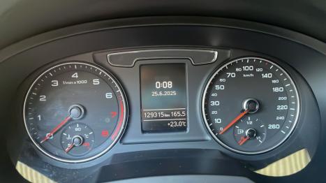 AUDI Q3 1.4 4P TFSI AMBIENTE S-TRONIC AUTOMTICO, Foto 5