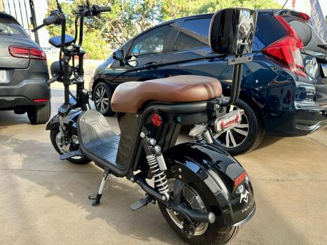 BENZHOU YY 150 Scooter Retro , Foto 2