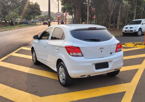 CHEVROLET Onix Hatch 1.0 4P FLEX LT, Foto 1