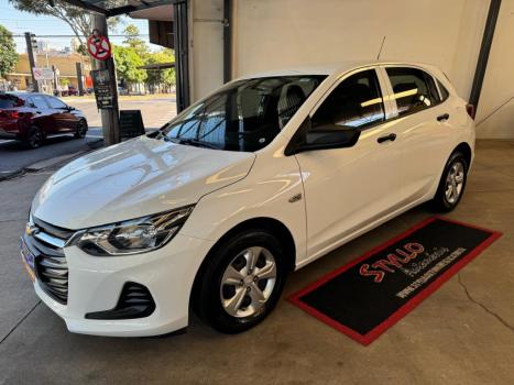 CHEVROLET Onix Hatch 1.0 4P FLEX LT PLUS, Foto 1