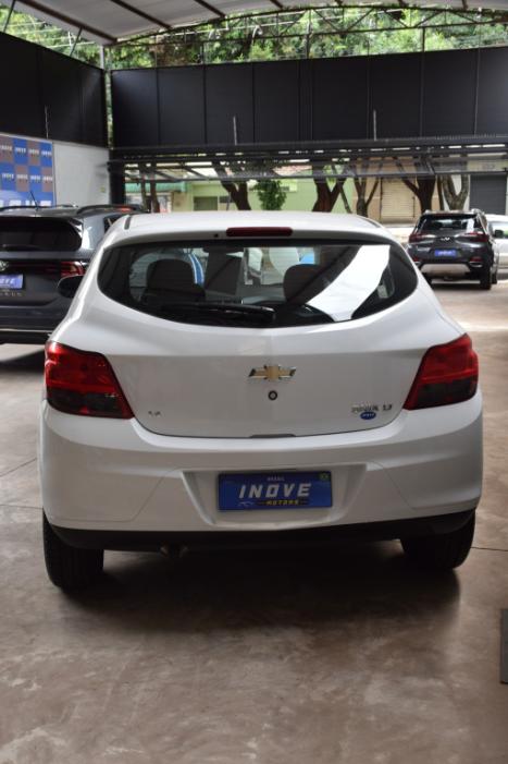 CHEVROLET Onix Hatch 1.4 4P FLEX LT, Foto 4