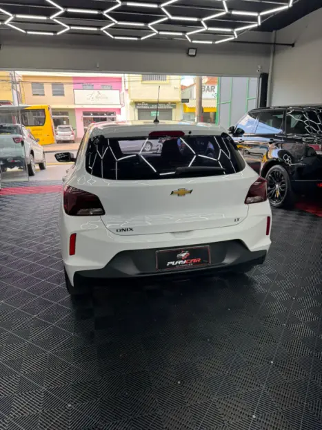 CHEVROLET Onix Hatch 1.0 4P FLEX LT, Foto 5