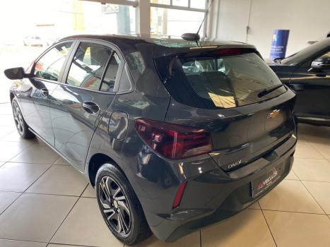 CHEVROLET Onix Hatch 1.0 4P FLEX LT2, Foto 2
