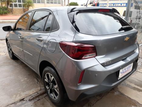 CHEVROLET Onix Hatch 1.0 12V 4P FLEX TURBO AUTOMTICO, Foto 4