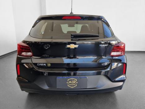 CHEVROLET Onix Hatch 1.0 4P FLEX LTZ TURBO AUTOMTICO, Foto 7