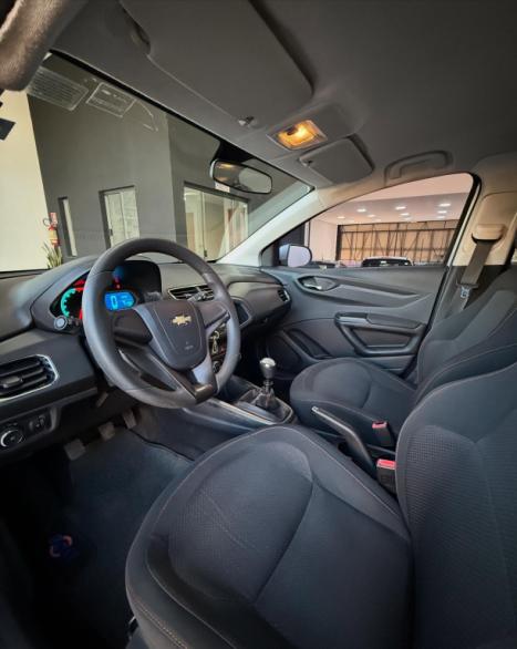 CHEVROLET Onix Hatch 1.4 4P FLEX LTZ, Foto 3