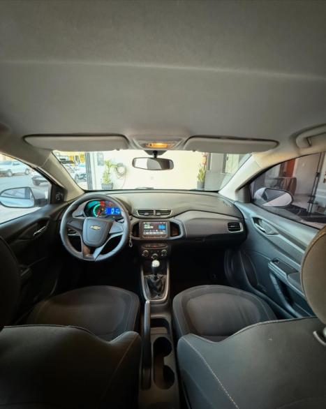 CHEVROLET Onix Hatch 1.4 4P FLEX LTZ, Foto 4