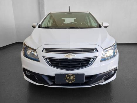 CHEVROLET Onix Hatch 1.4 4P FLEX LTZ, Foto 4