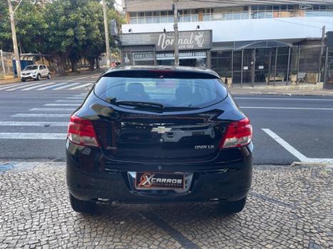 CHEVROLET Onix Hatch 1.0 4P FLEX LS, Foto 3