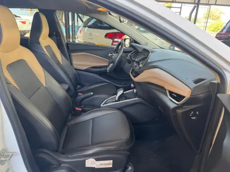 CHEVROLET Onix Hatch 1.0 12V 4P FLEX PREMIER 2 TURBO AUTOMTICO, Foto 8