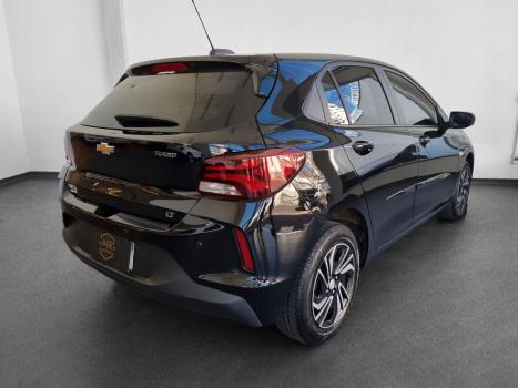 CHEVROLET Onix Hatch 1.0 12V 4P FLEX LT TURBO AUTOMTICO, Foto 6