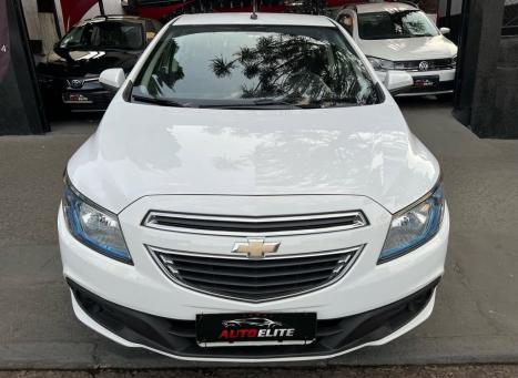 CHEVROLET Onix Hatch 1.4 4P FLEX LT, Foto 2