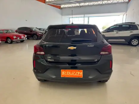 CHEVROLET Onix Hatch 1.0 12V 4P FLEX LT TURBO AUTOMTICO, Foto 3