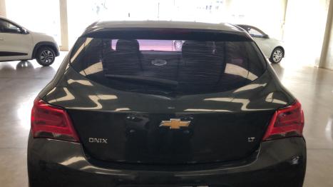 CHEVROLET Onix Hatch 1.0 4P FLEX LT2, Foto 8