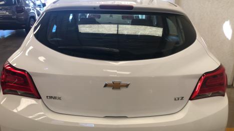 CHEVROLET Onix Hatch 1.4 4P FLEX LTZ AUTOMTICO, Foto 7