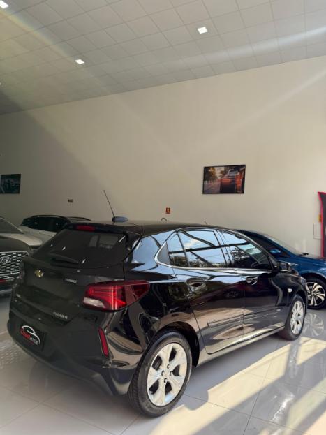 CHEVROLET Onix Hatch 1.0 12V 4P FLEX PREMIER TURBO AUTOMTICO, Foto 6