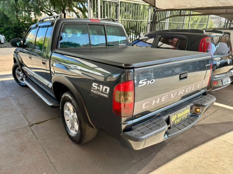 CHEVROLET S10 2.4 FLEX ADVANTAGE CABINE DUPLA, Foto 2