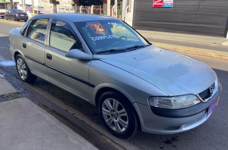 CHEVROLET Vectra Sedan 2.2 4P GLS, Foto 1