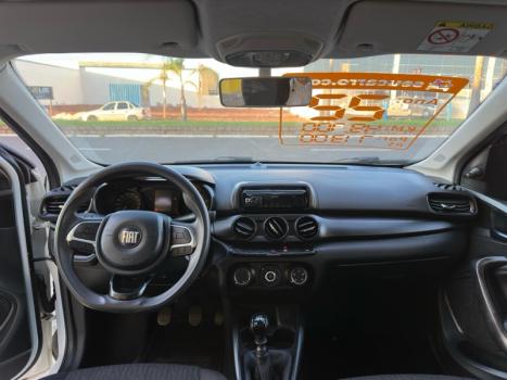 FIAT Cronos 1.3 4P FLEX, Foto 12