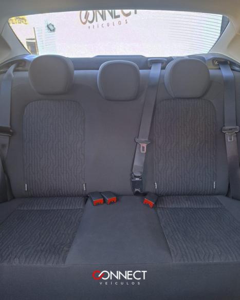 FIAT Cronos 1.3 4P FLEX, Foto 9