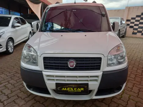 FIAT Doblo 1.8 16V 4P FLEX ESSENCE 7 LUGARES, Foto 4