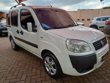 FIAT Doblo 1.8 16V 4P FLEX ESSENCE 7 LUGARES, Foto 5