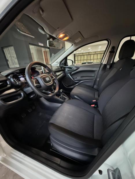 FIAT Mobi 1.0 4P FLEX DRIVE FIRE FLY, Foto 2
