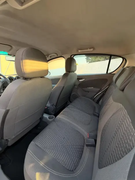 FIAT Palio 1.0 4P FLEX ATTRACTIVE, Foto 9