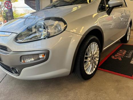 FIAT Punto 1.6 16V 4P ESSENCE FLEX, Foto 3