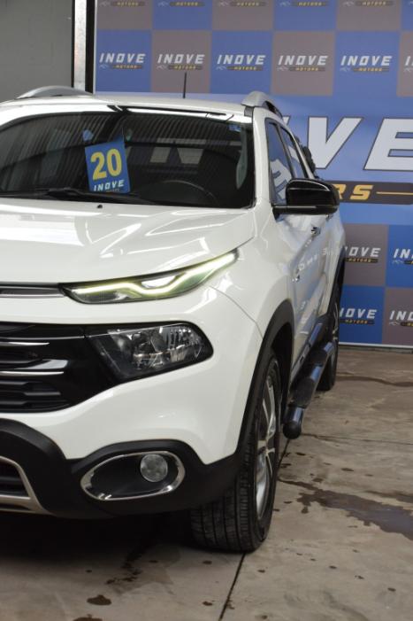 FIAT Toro 2.0 16V 4P VOLCANO 4WD TURBO DIESEL AUTOMTICO, Foto 2