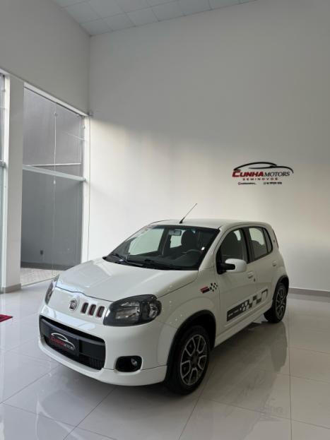 FIAT Uno 1.4 4P FLEX SPORTING, Foto 2