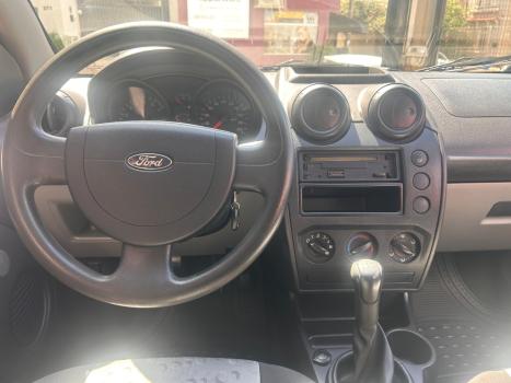 FORD Fiesta Hatch 1.6 4P CLASS FLEX, Foto 4