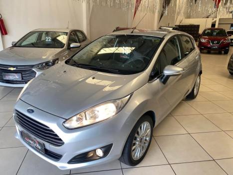 FORD Fiesta Hatch 1.6 16V 4P FLEX TITANIUM POWERSHIFT AUTOMTICO, Foto 1