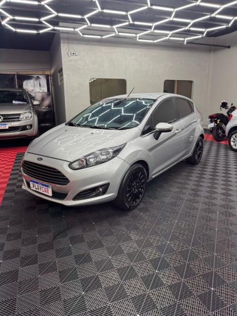 FORD Fiesta Hatch 1.6 4P FLEX TITANIUM POWERSHIFT AUTOMTICO, Foto 1