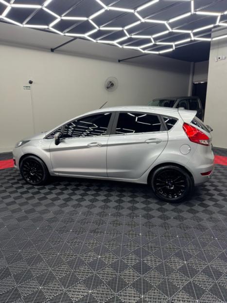 FORD Fiesta Hatch 1.6 4P FLEX TITANIUM POWERSHIFT AUTOMTICO, Foto 6