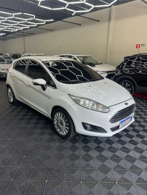 FORD Fiesta Hatch 1.6 16V 4P TITANIUM FLEX, Foto 3