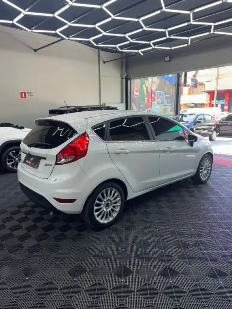 FORD Fiesta Hatch 1.6 16V 4P TITANIUM FLEX, Foto 4