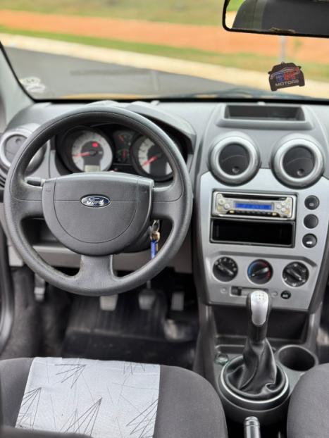 FORD Fiesta Hatch 1.0 4P FLEX, Foto 12